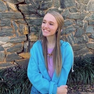 Meet your Posher, Faith